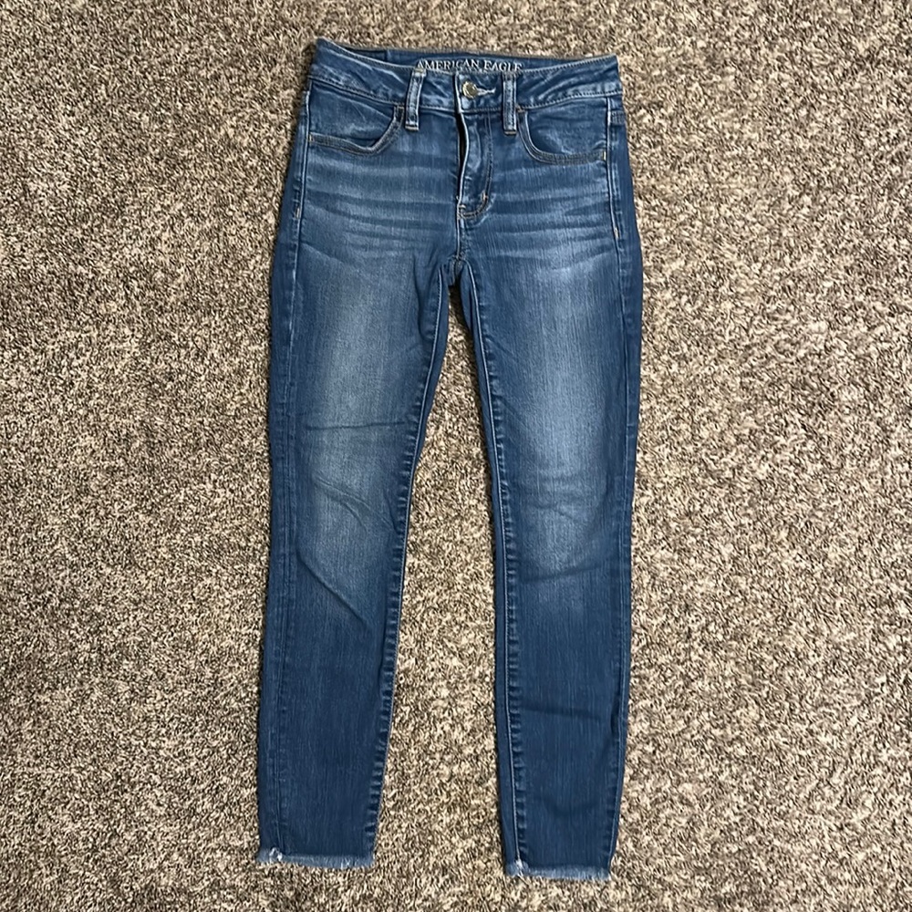 American Eagle Cropped Jean